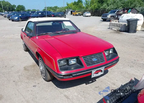1983 Ford Mustang z USA, uszkodzony, nr VIN 1FABP2737DF133461